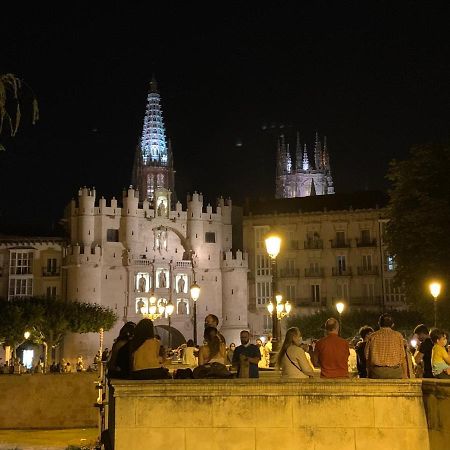 Apartmán Mirando A La Catedral Desde Plaza Vega Burgo Exteriér fotografie