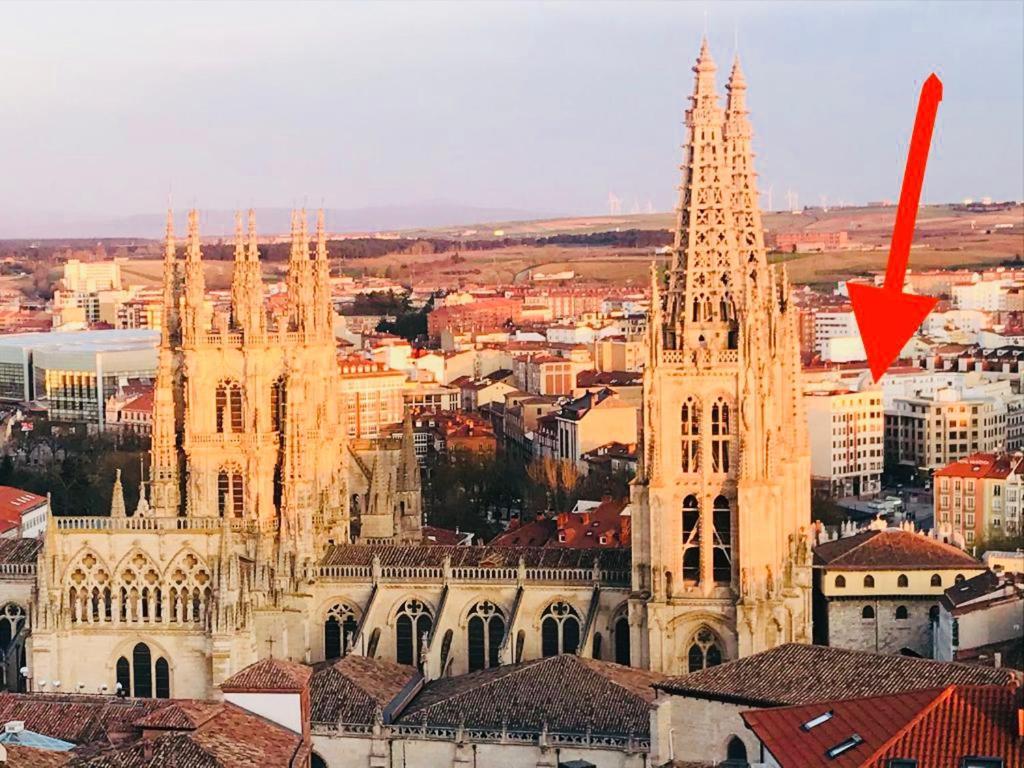 Apartmán Mirando A La Catedral Desde Plaza Vega Burgo Exteriér fotografie