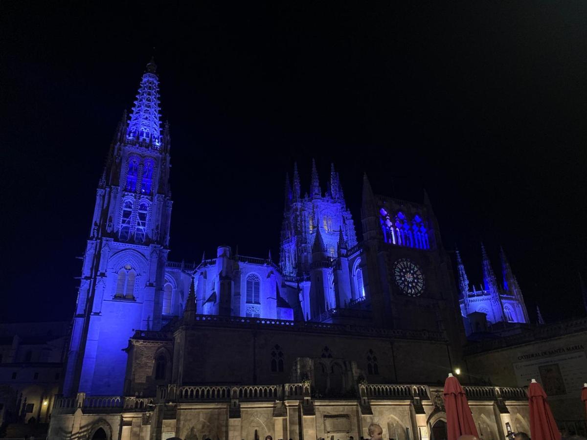 Apartmán Mirando A La Catedral Desde Plaza Vega Burgo Exteriér fotografie